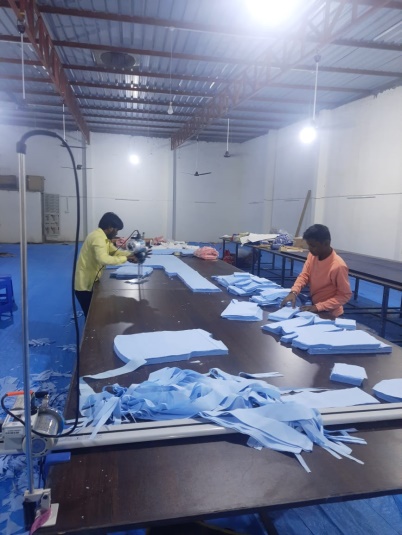 Uniform fabric preparation and cutting tables from the garment profile